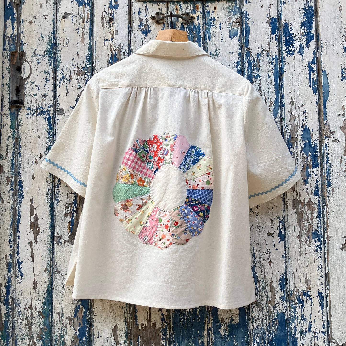Calico shirt with appliqué vintage 1930s Dresden plate patchwork blocks