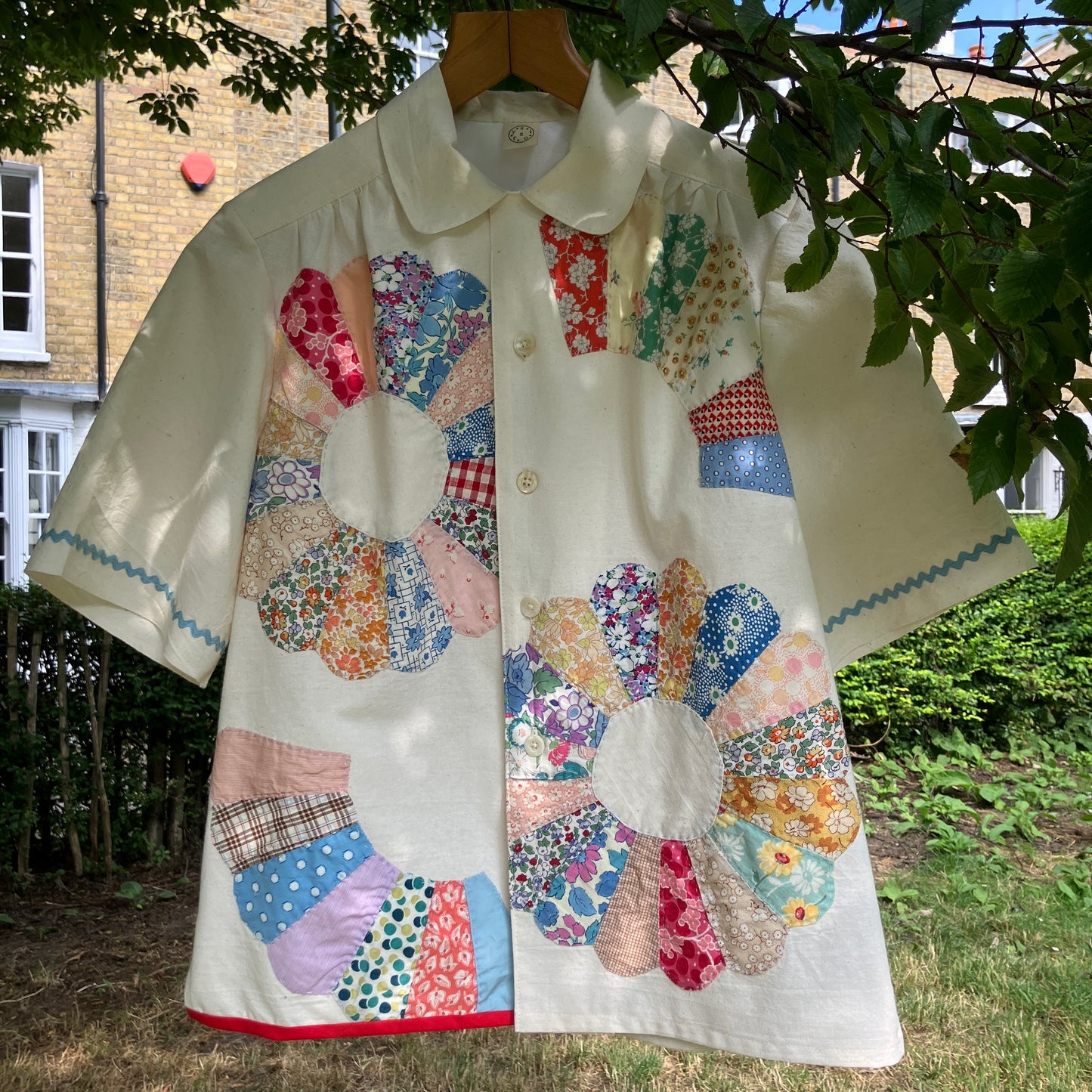 Calico shirt with appliqué vintage 1930s Dresden plate patchwork blocks