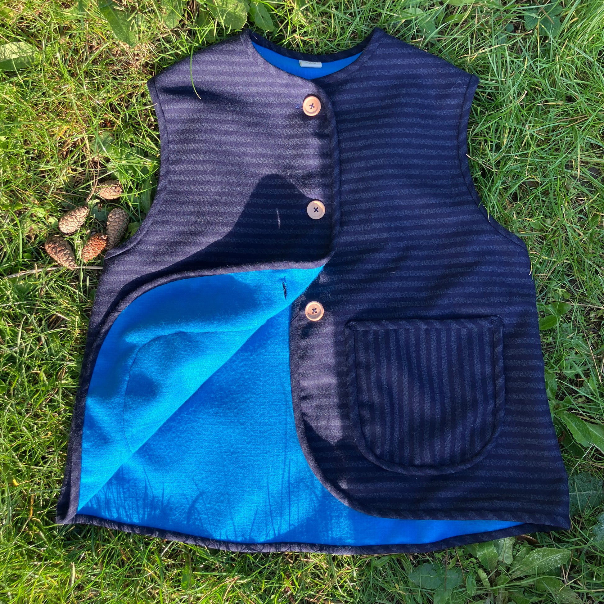 Beautiful quality vintage deadstock blue striped wool vest with found wooden buttons