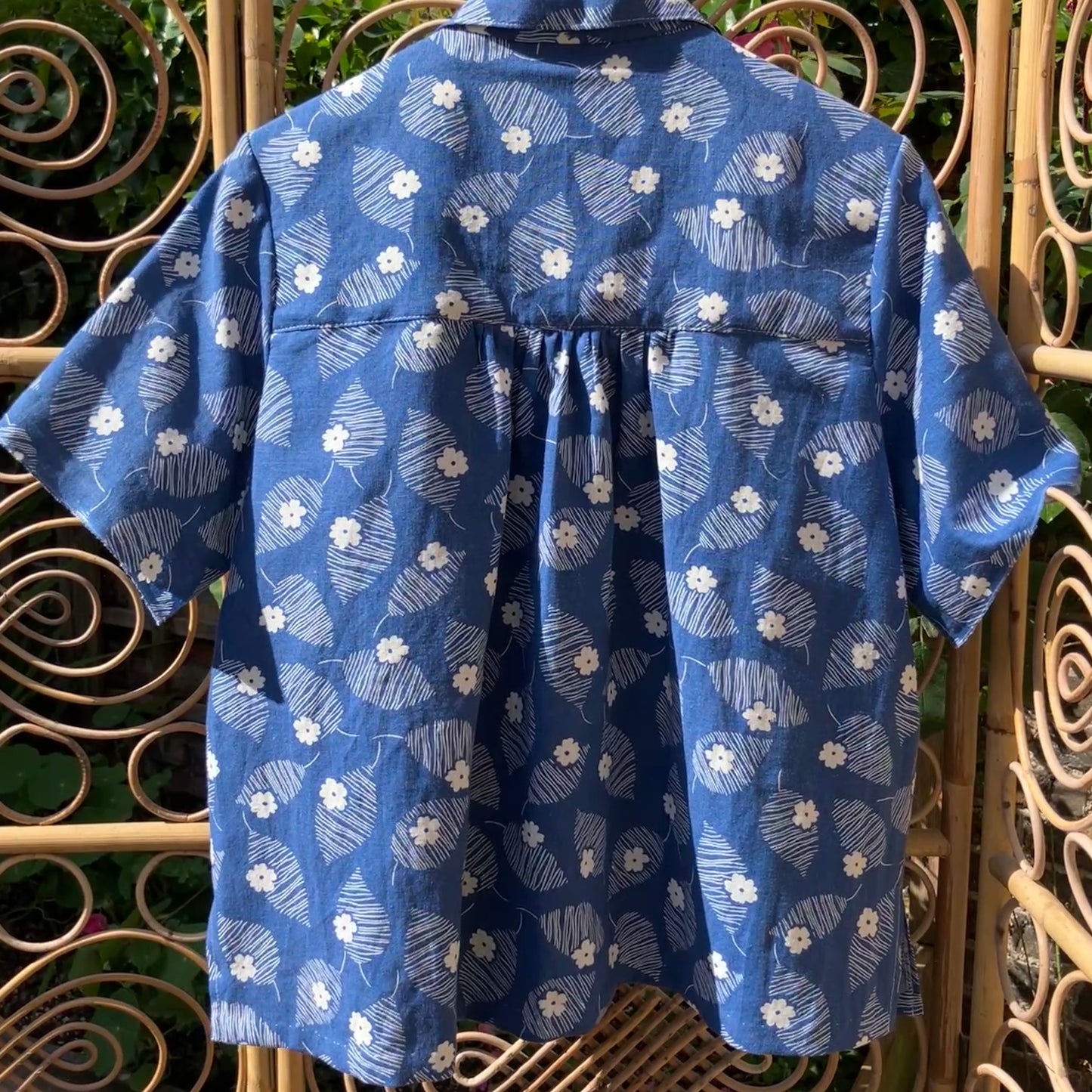 Blouse with mini collar made from blue and white reclaimed vintage floral print cotton