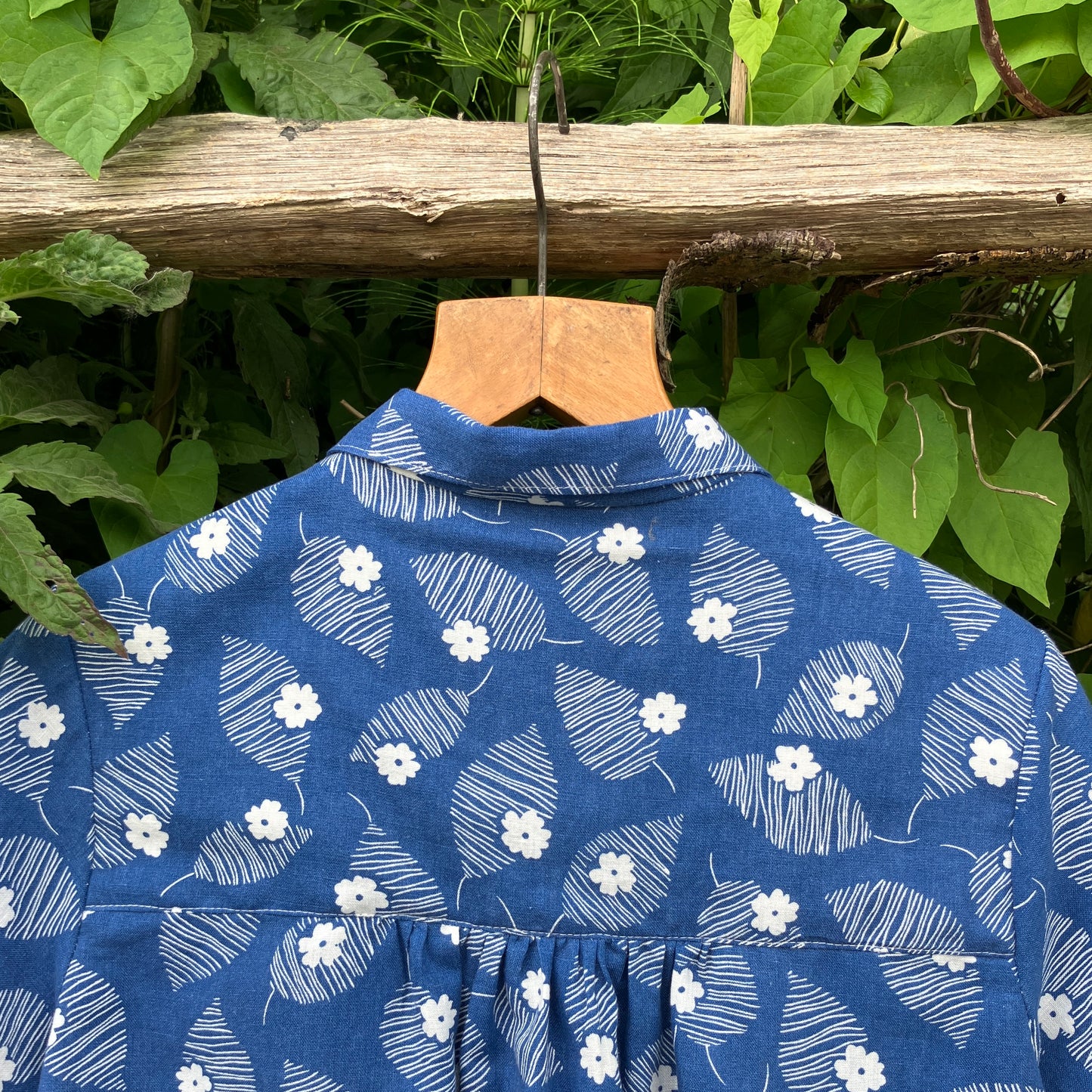 Blouse with mini collar made from blue and white reclaimed vintage floral print cotton