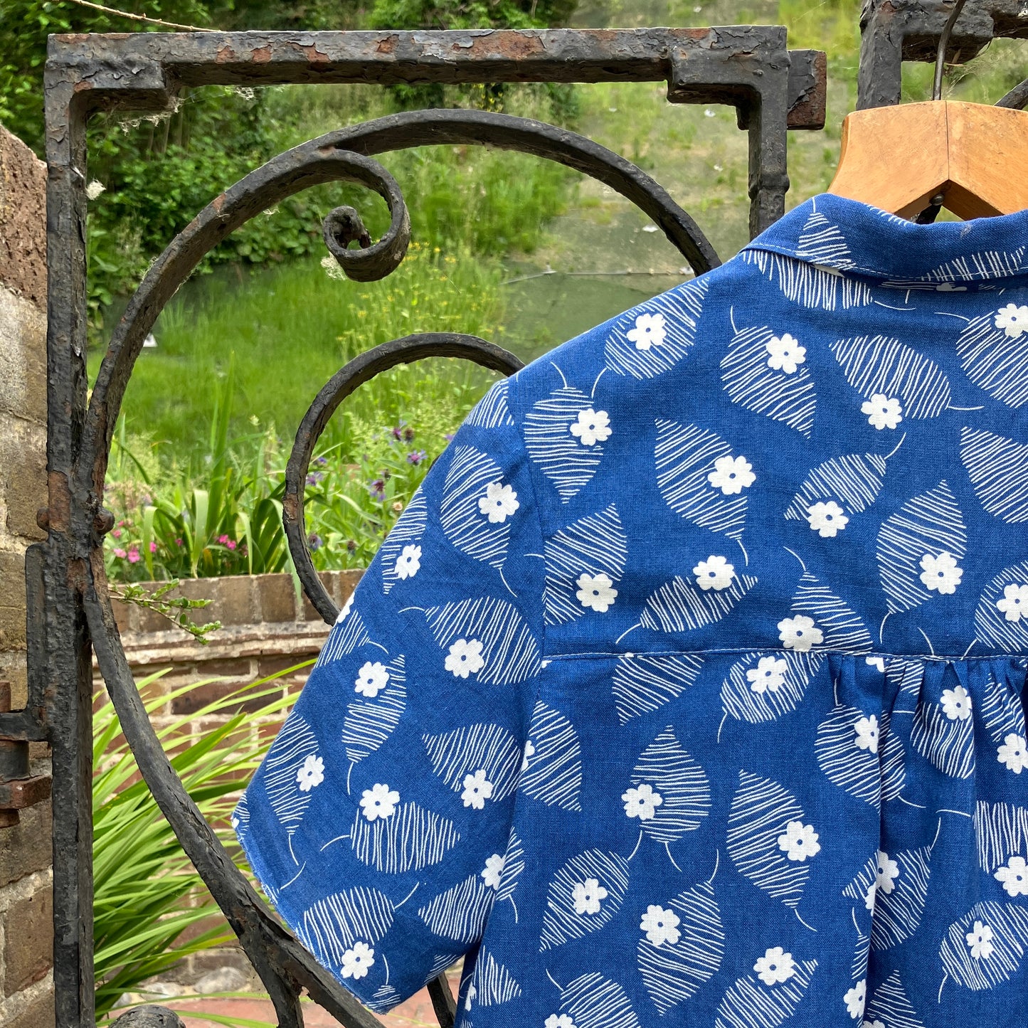 Blouse with mini collar made from blue and white reclaimed vintage floral print cotton