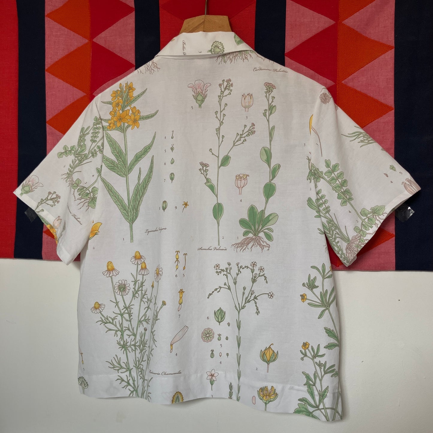 Boxy shirt made from botanical print recycled bedding