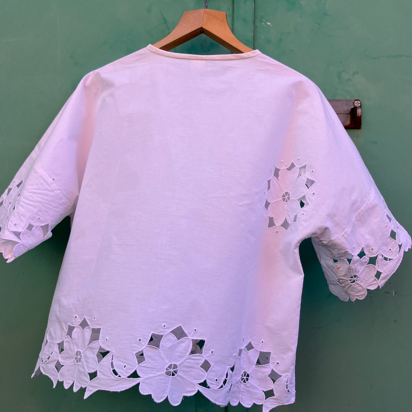 Cutwork daisies recycled tablecloth top