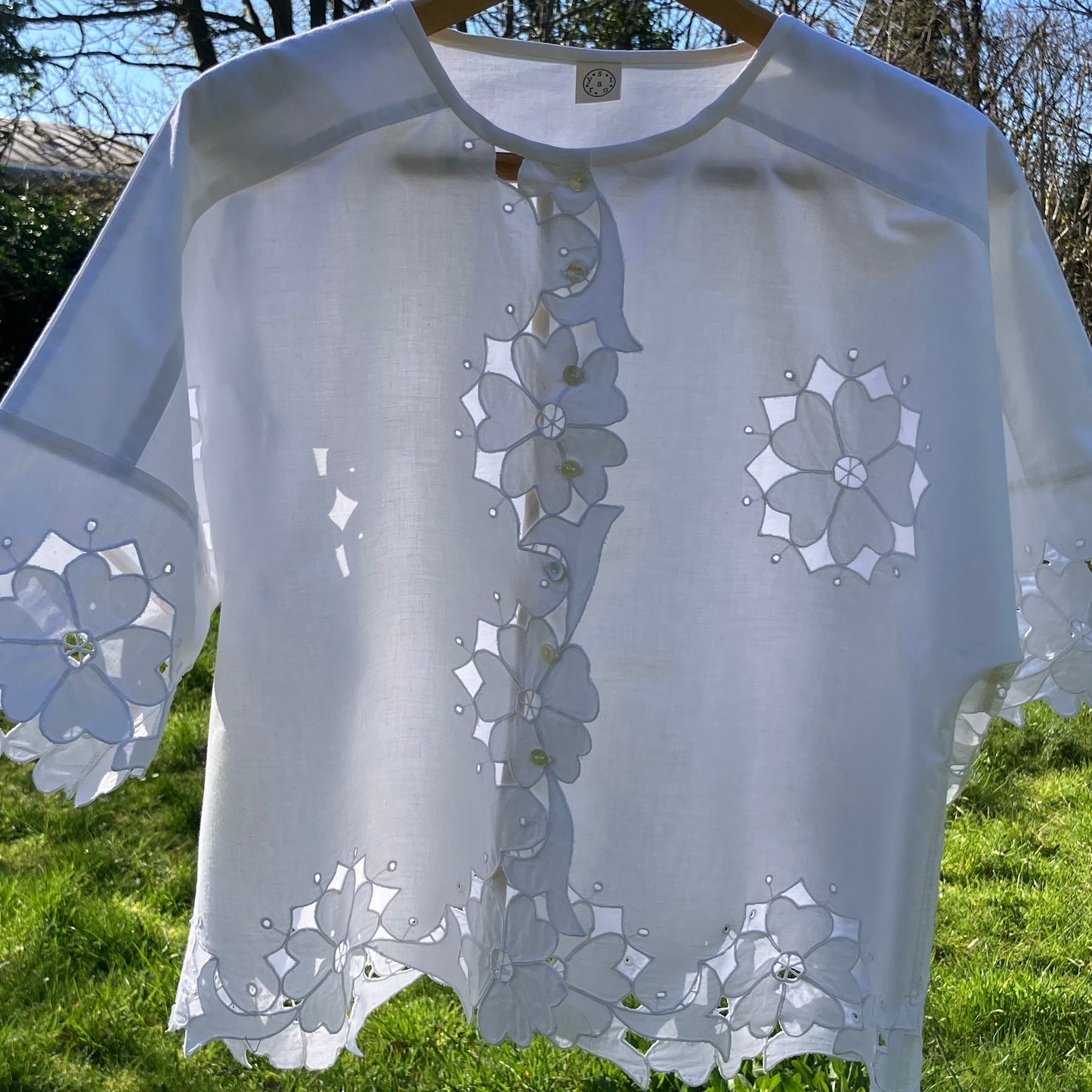 Cutwork daisies recycled tablecloth top