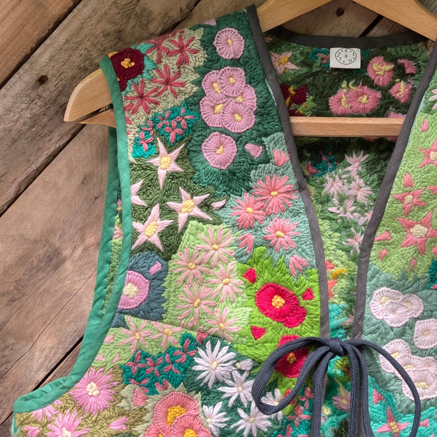 Floral embroidered tapestry vest