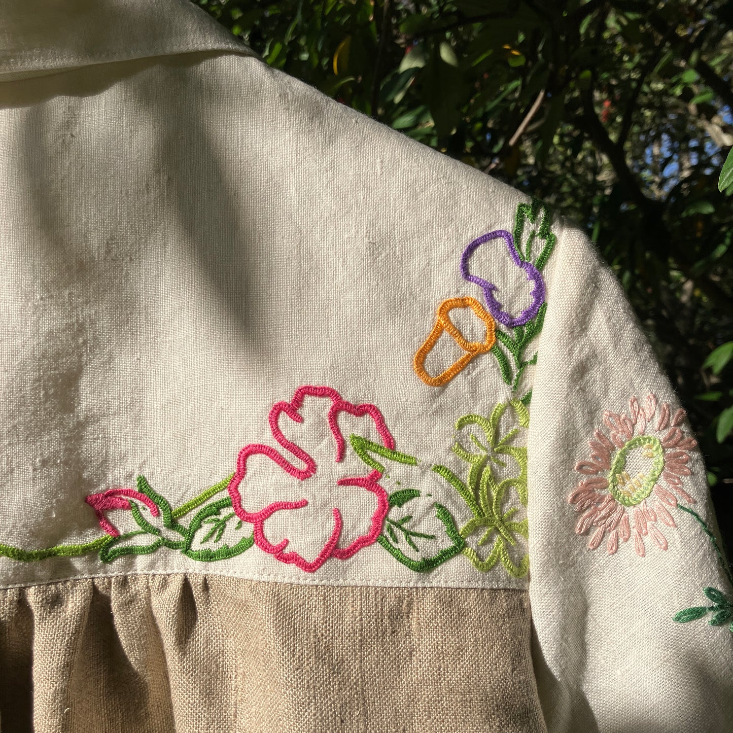 Part-embroidered linen tablecloth shirt